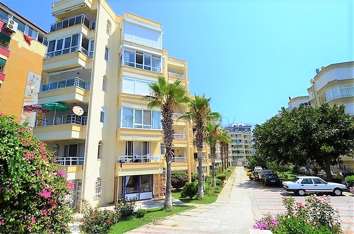 Квартира на первой линии с видом на лазурный берег