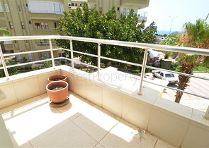 Квартира на первой линии с видом на лазурный берег