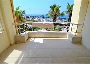 Квартира на первой линии с видом на лазурный берег