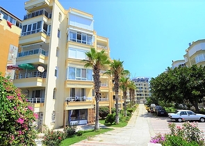 Квартира на первой линии с видом на лазурный берег