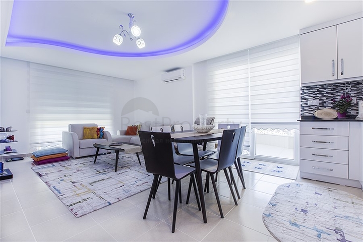 Новый комплекс у одного из лучших песчаных пляжей Алании