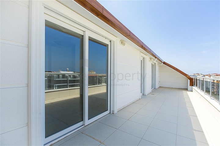 Новый комплекс у одного из лучших песчаных пляжей Алании