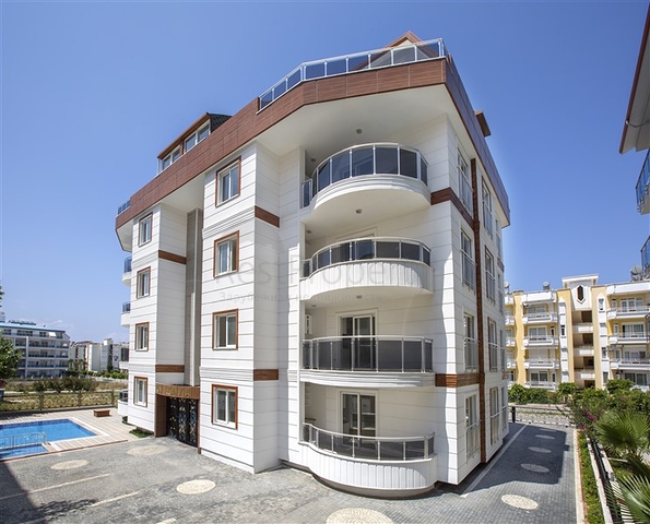 Новый комплекс у одного из лучших песчаных пляжей Алании