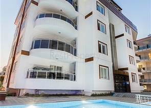 Новый комплекс у одного из лучших песчаных пляжей Алании