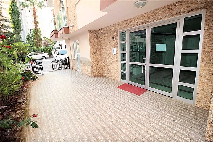 Меблированная квартира в центре Алании