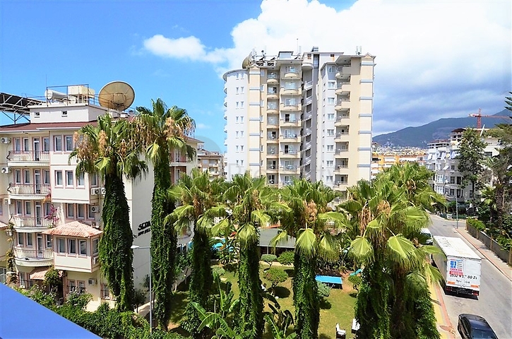 Меблированная квартира в центре Алании