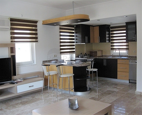 Квартиры 2+1 с мебелью 200 м до моря в Чамьюва Кемере