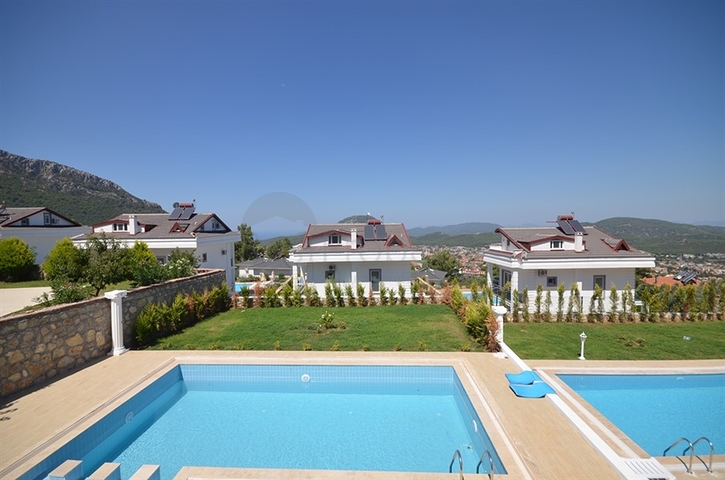 Вилла с четырьмя спальнями в районе Оваджик, Фетхие