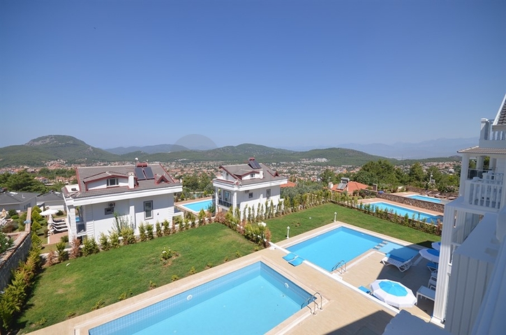 Вилла с четырьмя спальнями в районе Оваджик, Фетхие