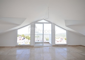 Вилла с четырьмя спальнями в районе Оваджик, Фетхие