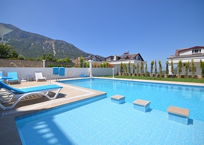 Вилла с четырьмя спальнями в районе Оваджик, Фетхие