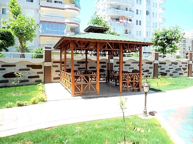 Просторные апартаменты в Махмутларе