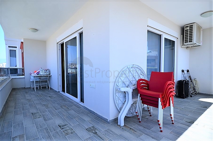 Просторные апартаменты в Махмутларе