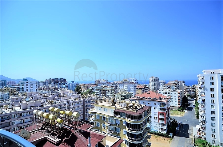 Просторные апартаменты в Махмутларе