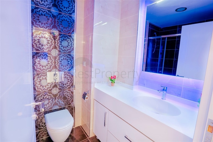 Просторная двухкомнатная квартира в районе Махмутлар