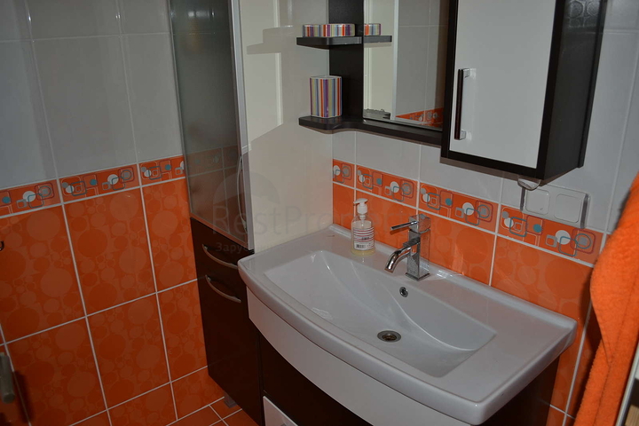 Трёхкомнатная квартира на первой береговой линии