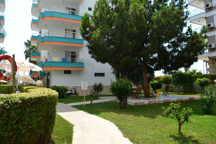 Трёхкомнатная квартира на первой береговой линии