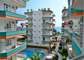 Трёхкомнатная квартира на первой береговой линии