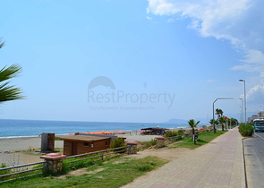 Трёхкомнатная квартира на первой береговой линии