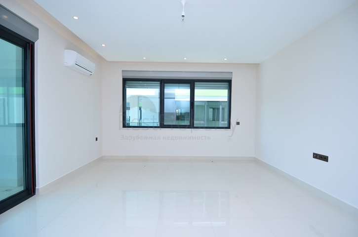 Новая трехкомнатная квартира в комплексе класса люкс