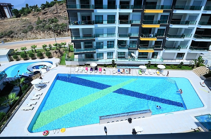 Новая трехкомнатная квартира в комплексе класса люкс