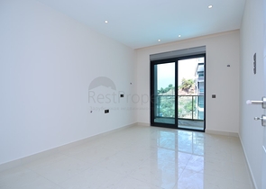 Новая трехкомнатная квартира в комплексе класса люкс