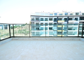 Новая трехкомнатная квартира в комплексе класса люкс