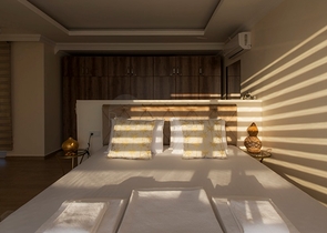 Вилла с частным бассейном и садом в Оваджик