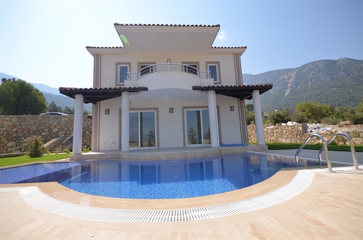 Вилла 3+1 в зеленом пригороде Фетхие