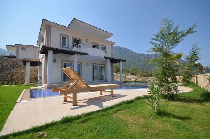 Вилла 3+1 в зеленом пригороде Фетхие