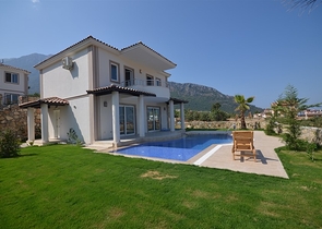 Вилла 3+1 в зеленом пригороде Фетхие