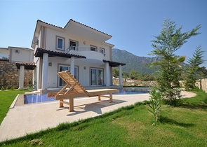 Вилла 3+1 в зеленом пригороде Фетхие