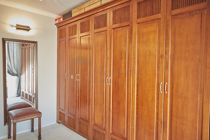 Элитный трехэтажный особняк в Измире