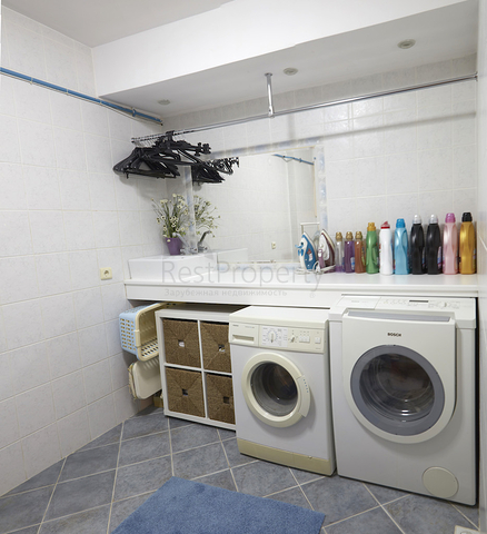 Элитный трехэтажный особняк в Измире