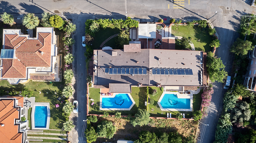 Элитный трехэтажный особняк в Измире