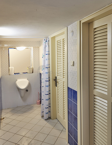 Элитный трехэтажный особняк в Измире