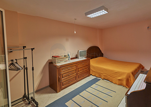 Элитный трехэтажный особняк в Измире