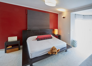 Элитный трехэтажный особняк в Измире