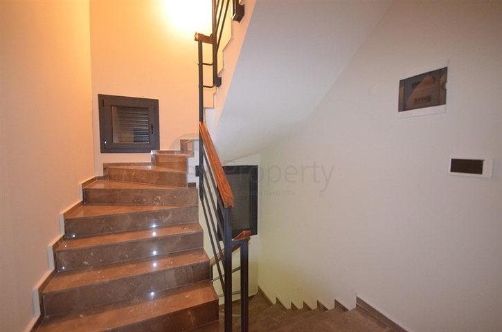 Трехэтажная вилла в Оваджике