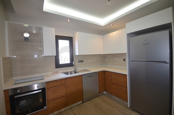 Трехэтажная вилла в Оваджике