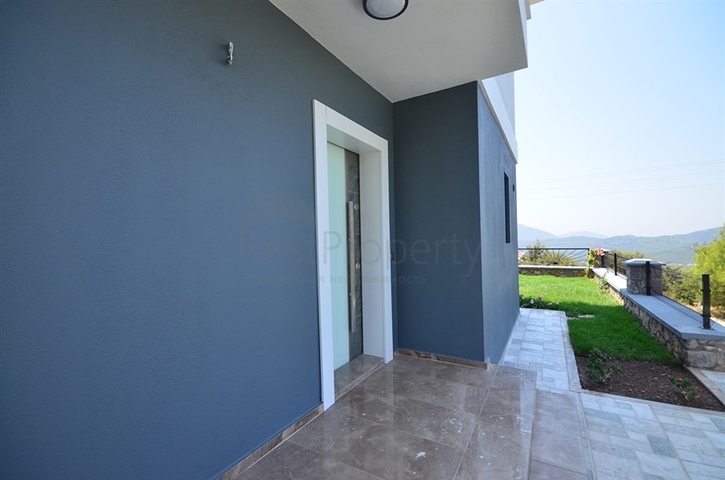 Трехэтажная вилла в Оваджике