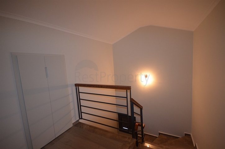 Трехэтажная вилла в Оваджике