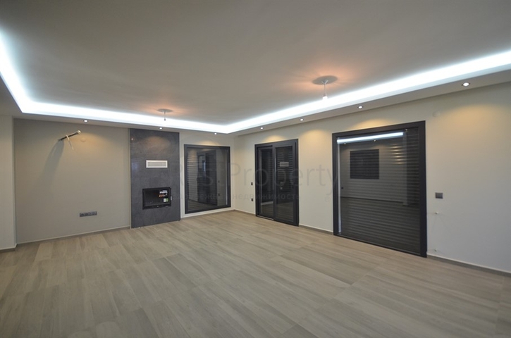 Трехэтажная вилла в Оваджике