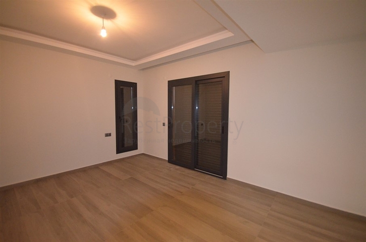 Трехэтажная вилла в Оваджике