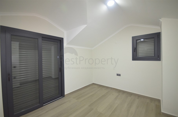 Трехэтажная вилла в Оваджике