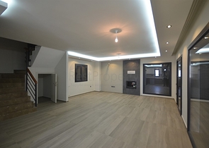 Трехэтажная вилла в Оваджике