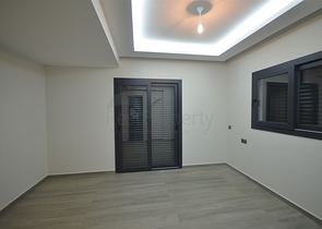 Трехэтажная вилла в Оваджике