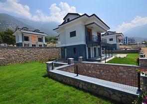 Трехэтажная вилла в Оваджике