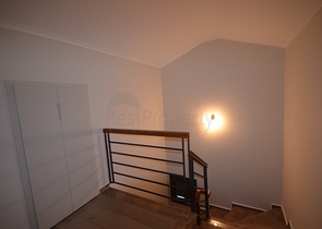 Трехэтажная вилла в Оваджике