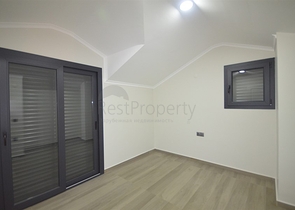 Трехэтажная вилла в Оваджике